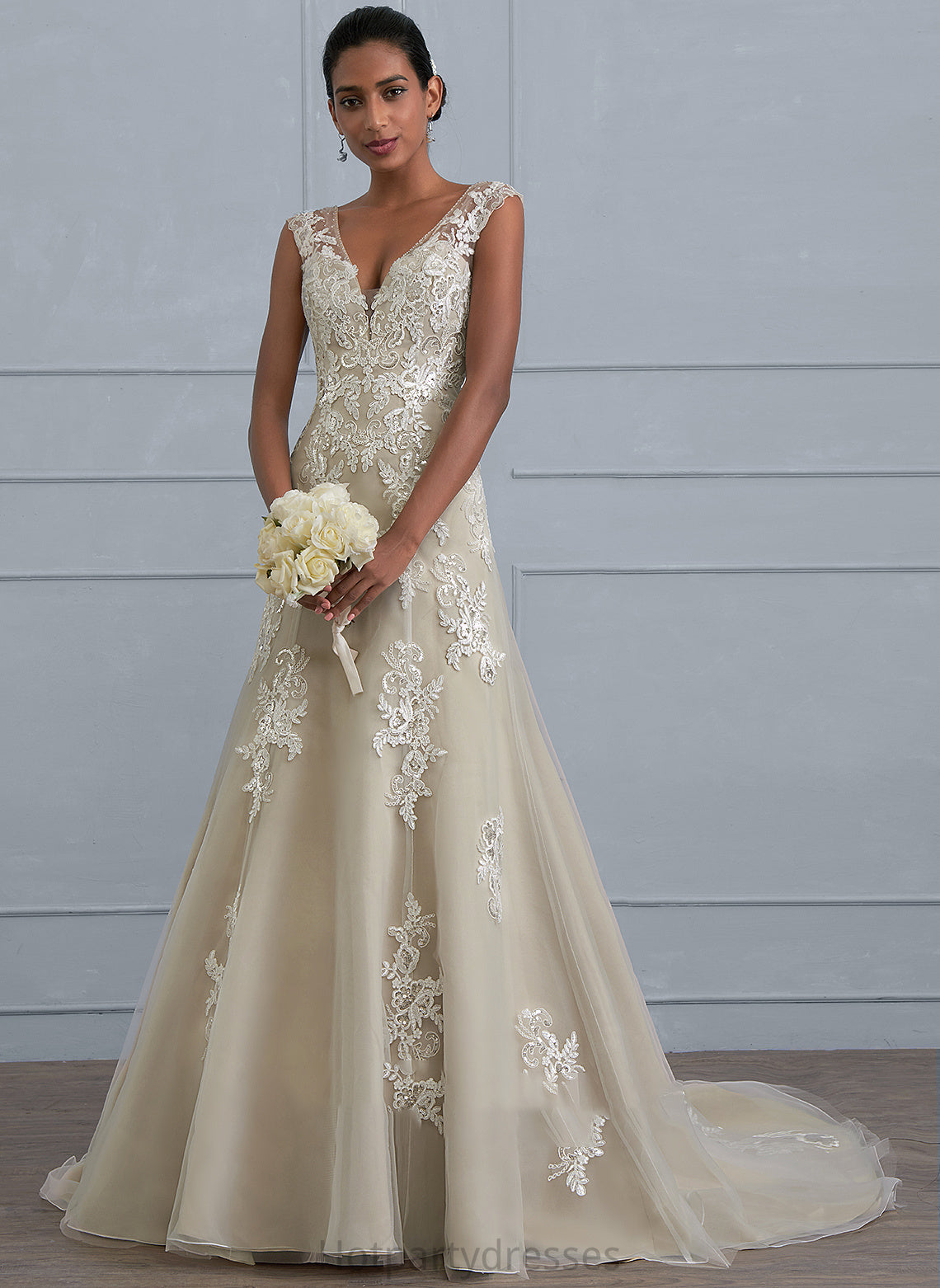 With Dress Beading Court Wedding Lace Evie A-Line Wedding Dresses Train V-neck Sequins Tulle