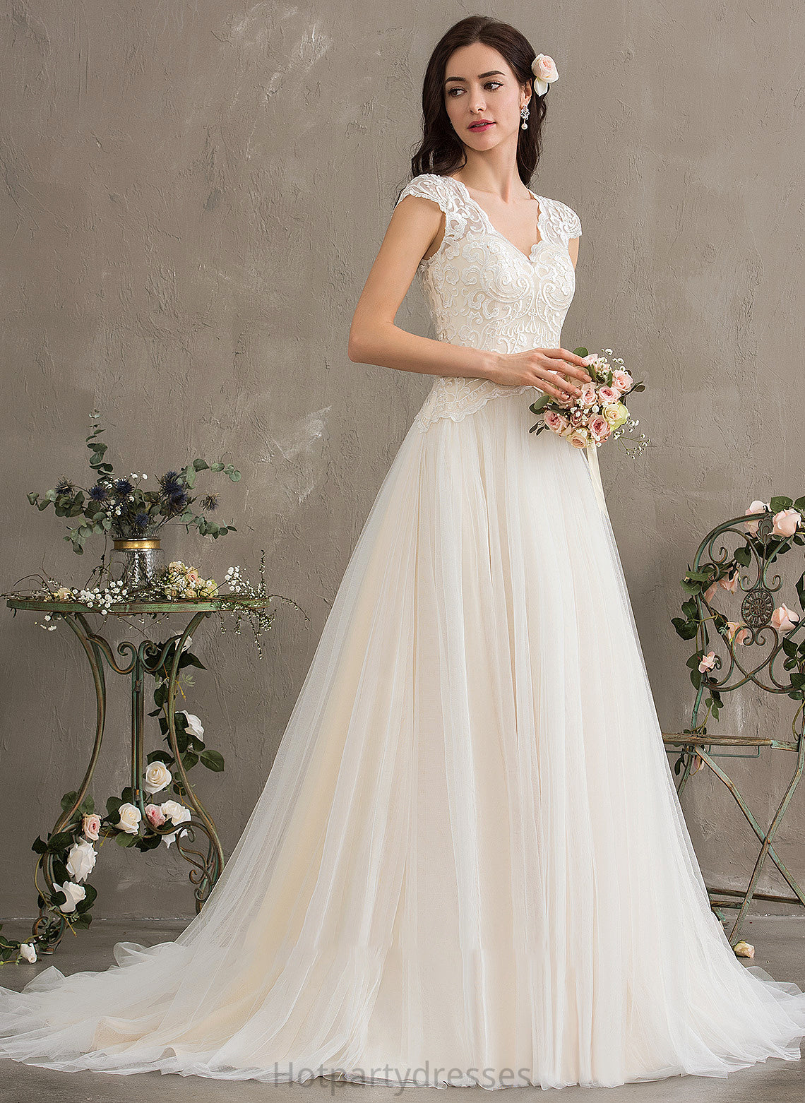 Sequins Dress Tulle Train Wedding Dresses Wedding Court With Ball-Gown/Princess Beading V-neck Raelynn