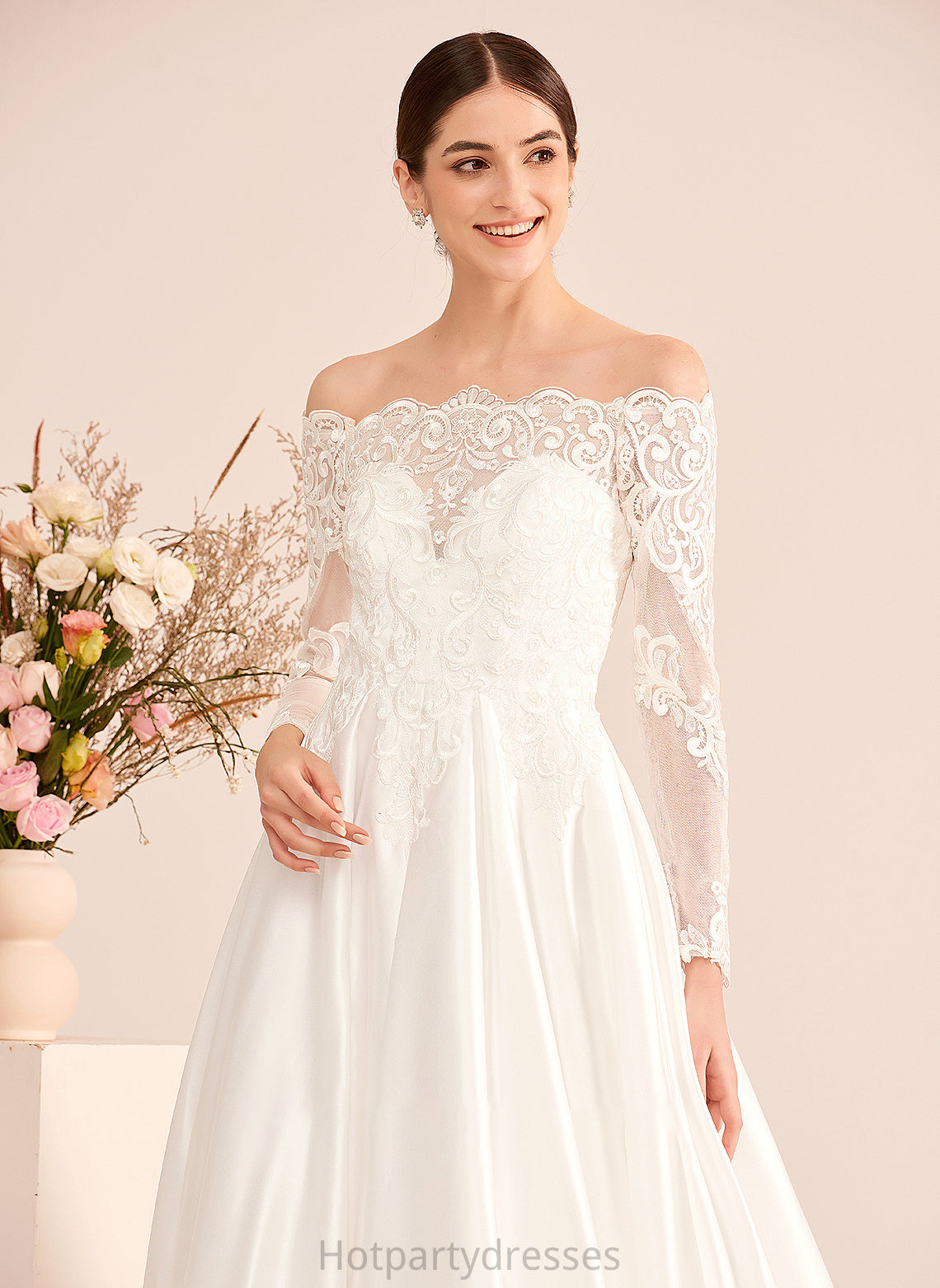 Reese Train Wedding Dress Court Ball-Gown/Princess Wedding Dresses With Lace Off-the-Shoulder
